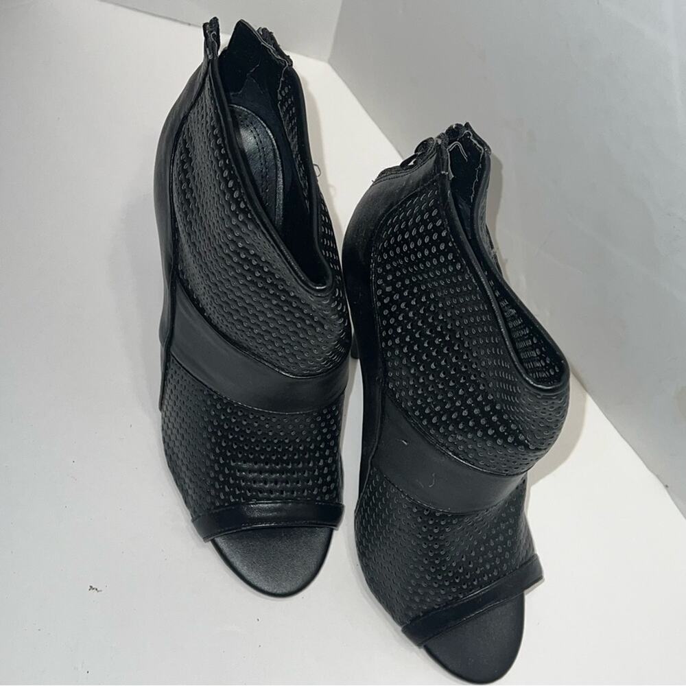 IZABELLA RUE 4 in peep toe heel 7.5 whimsigoth goth punk rock - Picture 5 of 5